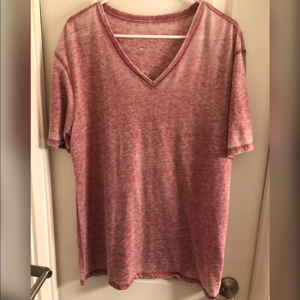 On The Byas vneck sz L